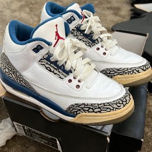 2011 jordan 3 true blues